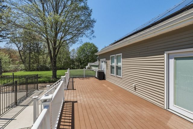 980 Center Street, Ludlow, MA 01056