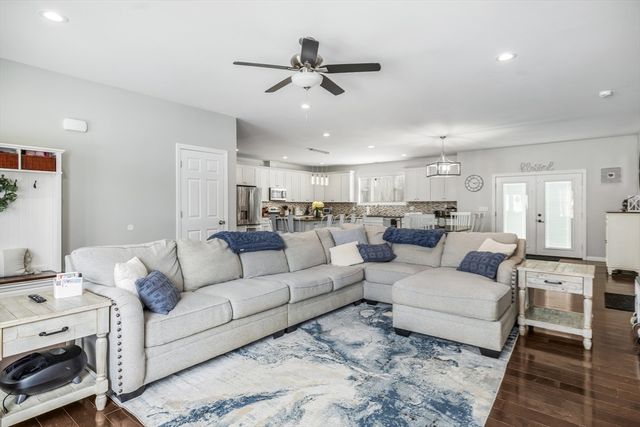 980 Center Street, Ludlow, MA 01056