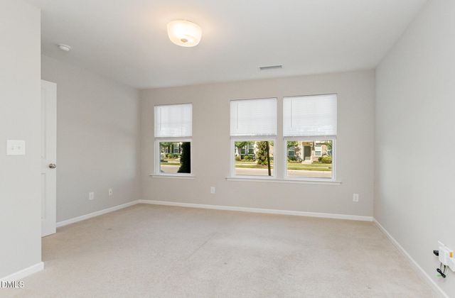 596 Grand Central Station, Apex, NC 27502