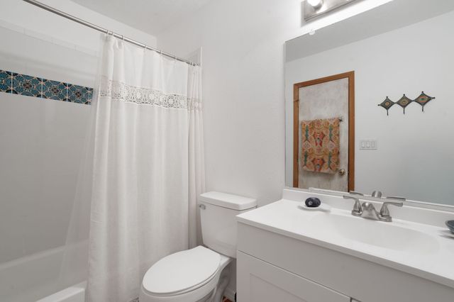 1518 Avenida de las Americas, Santa Fe, NM 87507