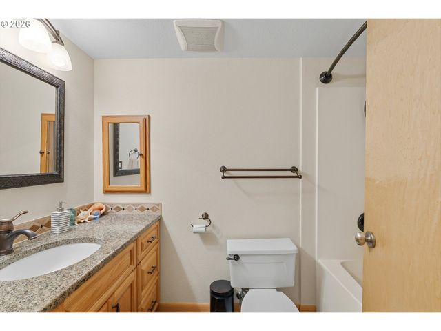 600 Se MARION St 109, Portland, OR 97202
