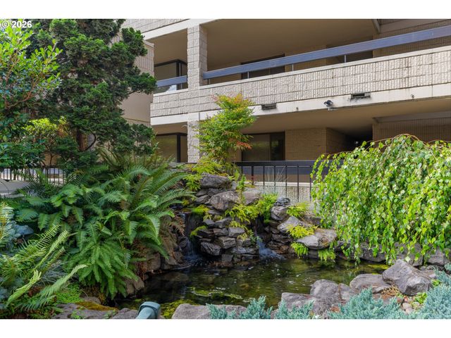 600 Se MARION St 109, Portland, OR 97202