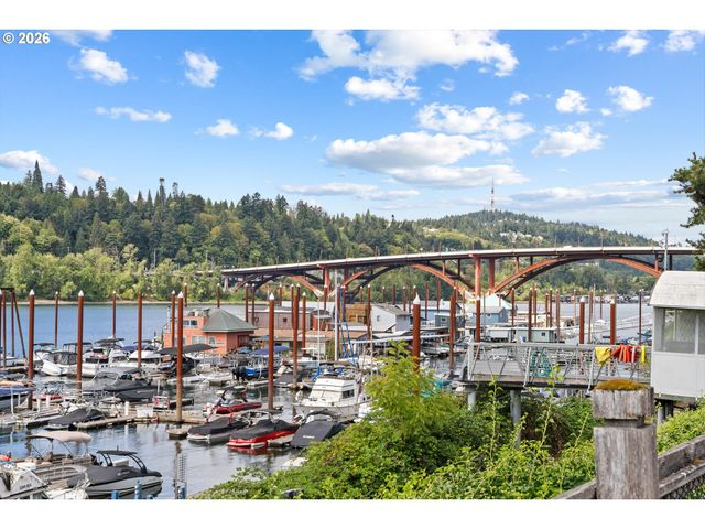 600 Se MARION St 109, Portland, OR 97202