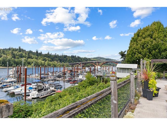 600 Se MARION St 109, Portland, OR 97202