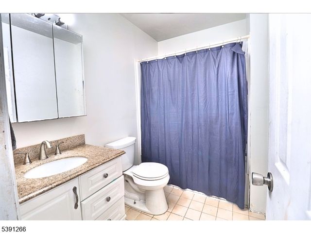 2301 Trafalgar Sq, Hillsborough Twp., NJ 08844