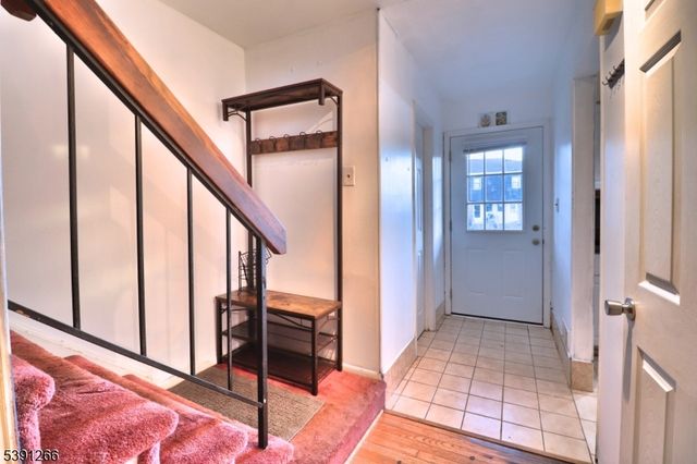2301 Trafalgar Sq, Hillsborough Twp., NJ 08844