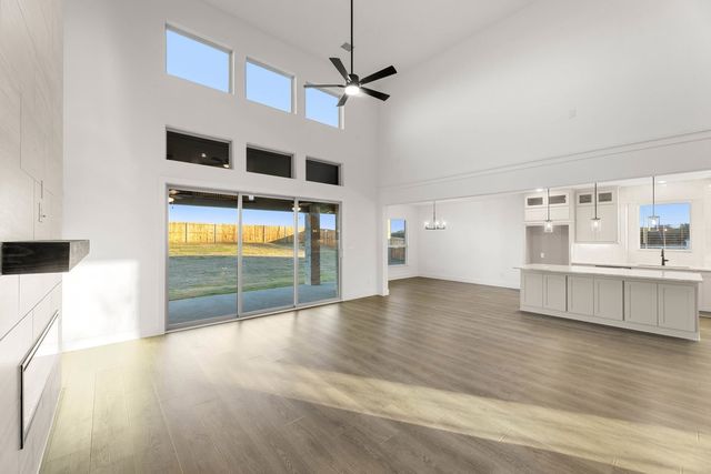 230 Broadmoor Lane, Ovilla, TX 75154