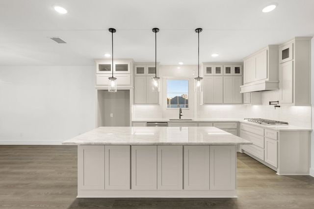 230 Broadmoor Lane, Ovilla, TX 75154