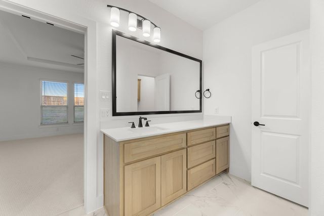 230 Broadmoor Lane, Ovilla, TX 75154