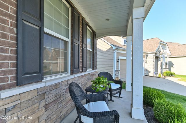 14402 McKinley Ridge Dr, Louisville, KY 40245