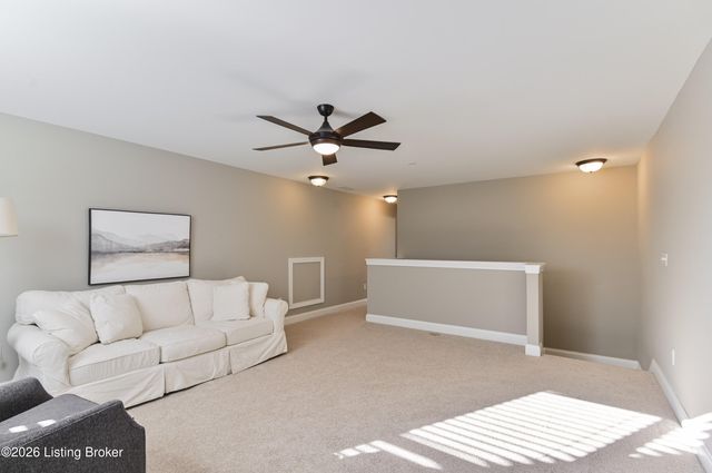 14402 McKinley Ridge Dr, Louisville, KY 40245
