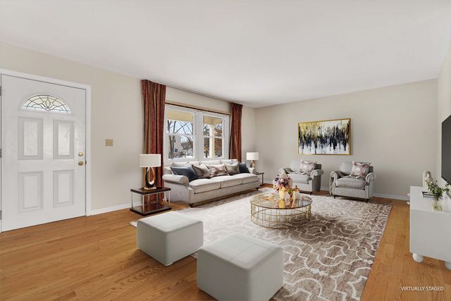 1161 Parker Lane, Buffalo Grove, IL 60089