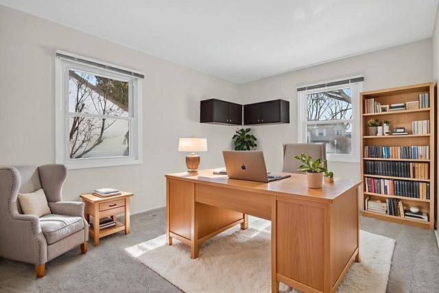 1161 Parker Lane, Buffalo Grove, IL 60089