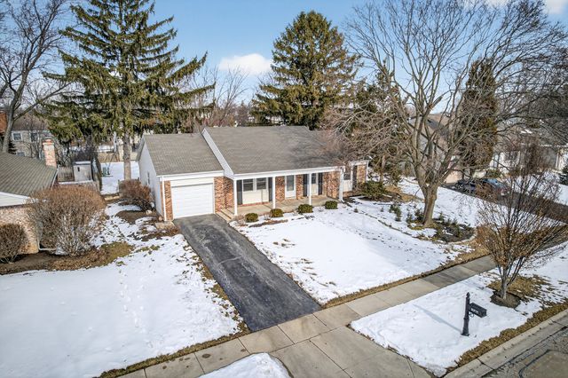 1161 Parker Lane, Buffalo Grove, IL 60089