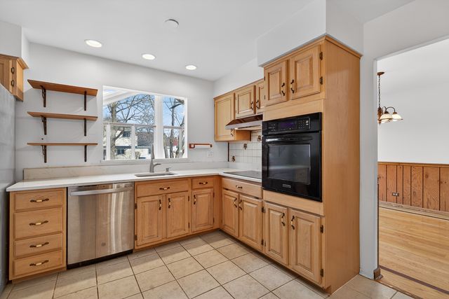 1161 Parker Lane, Buffalo Grove, IL 60089