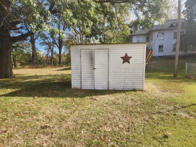 45 Locust Street, Prophetstown, IL 61277