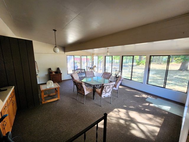 45 Locust Street, Prophetstown, IL 61277