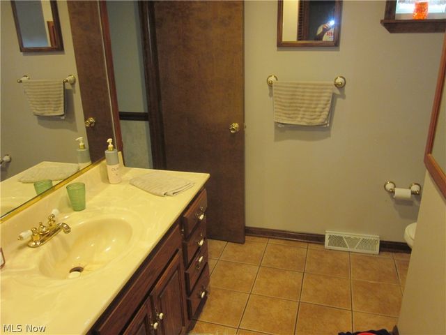 4039 Magnolia Drive, Brunswick, OH 44212