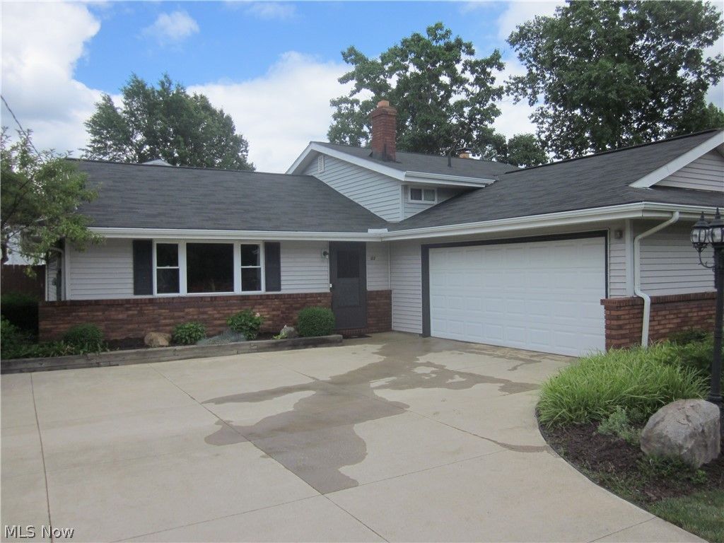 4039 Magnolia Drive, Brunswick, OH 44212