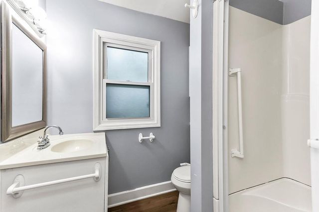 11410 E 25th Street S, Independence, MO 64052