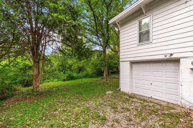 11410 E 25th Street S, Independence, MO 64052