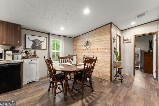 260 Falcon Lane, Carnesville, GA 30521