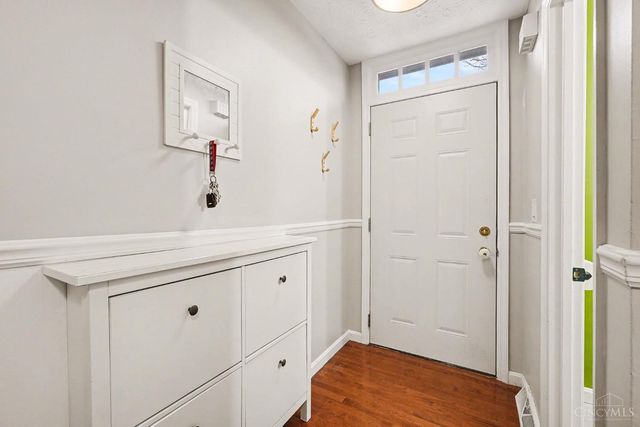 11 Queens Creek, Batavia, OH 45103