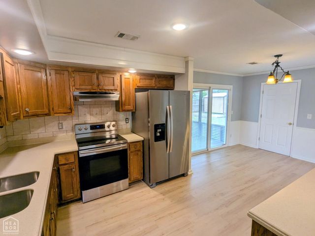 327 Sagewood Drive, Jonesboro, AR 72405