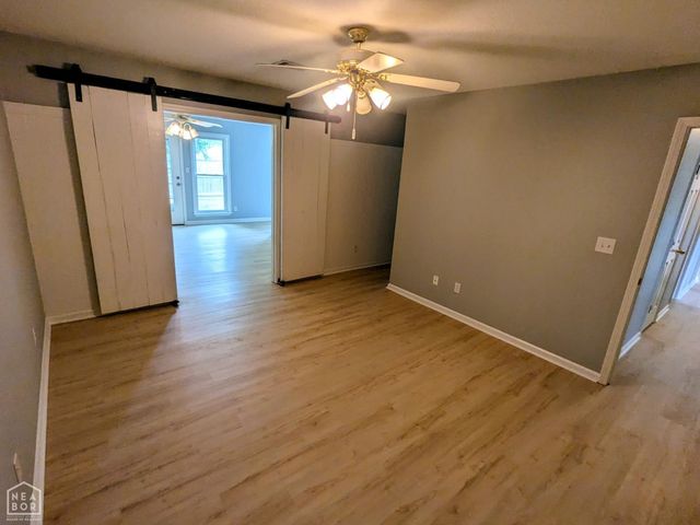 327 Sagewood Drive, Jonesboro, AR 72405