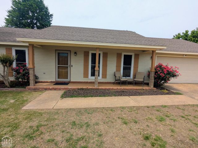 327 Sagewood Drive, Jonesboro, AR 72405