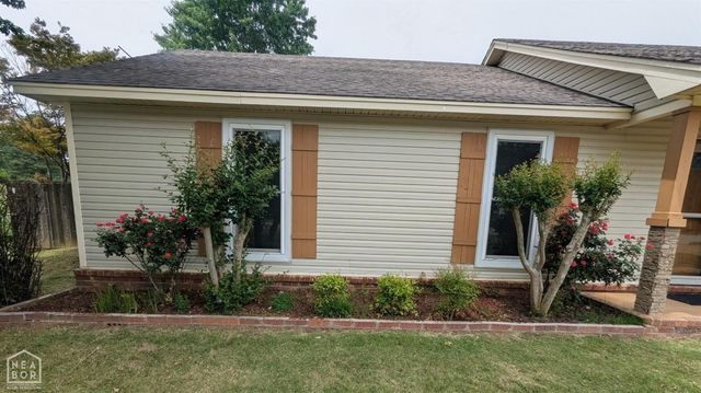 327 Sagewood Drive, Jonesboro, AR 72405