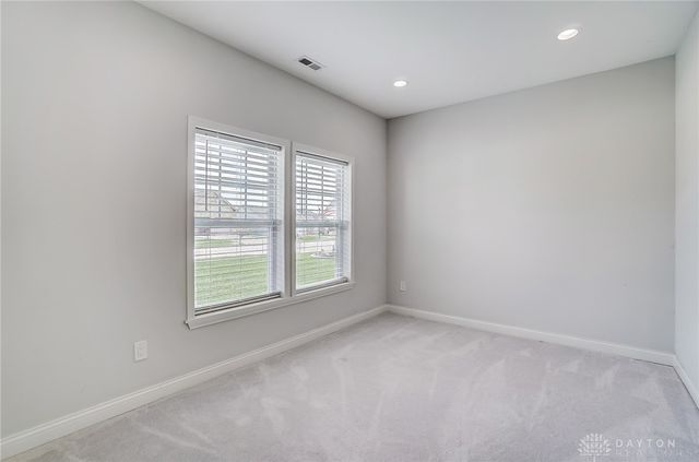 567 Golden Maple Avenue, Brookville, OH 45309