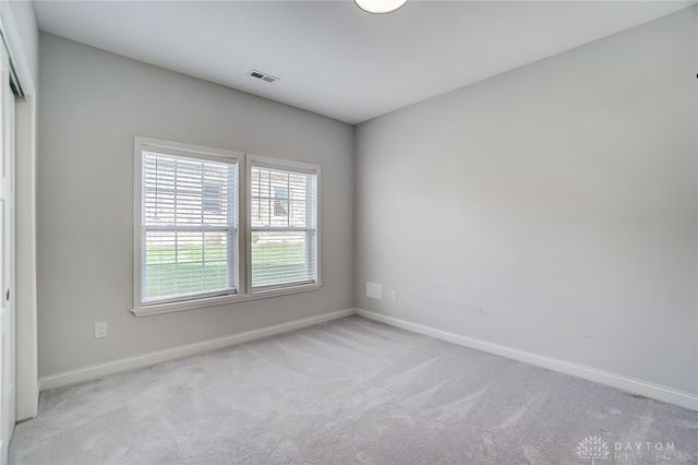 567 Golden Maple Avenue, Brookville, OH 45309