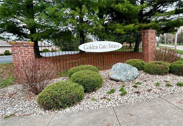 567 Golden Maple Avenue, Brookville, OH 45309