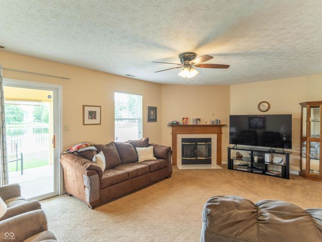 2254 Canvasback, Indianapolis, IN 46234