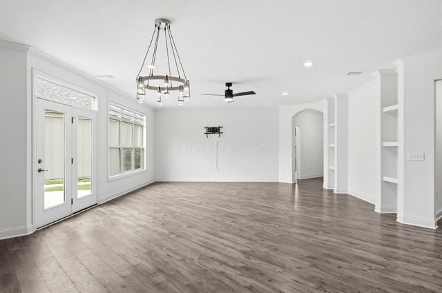 496 Garden Gate Lane, Lewis Center, OH 43035