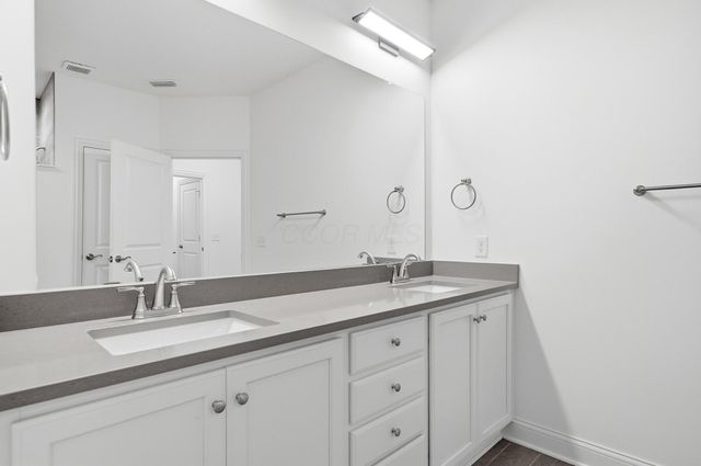 496 Garden Gate Lane, Lewis Center, OH 43035