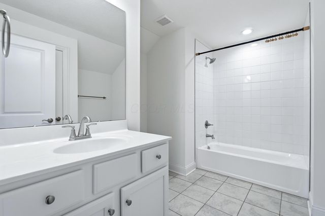 496 Garden Gate Lane, Lewis Center, OH 43035