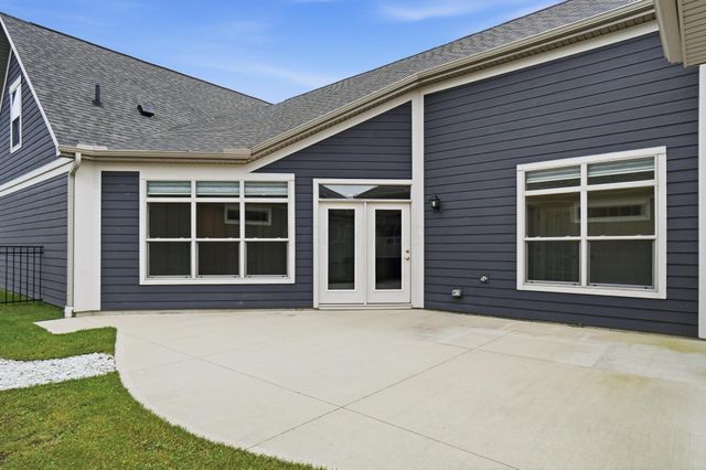 496 Garden Gate Lane, Lewis Center, OH 43035