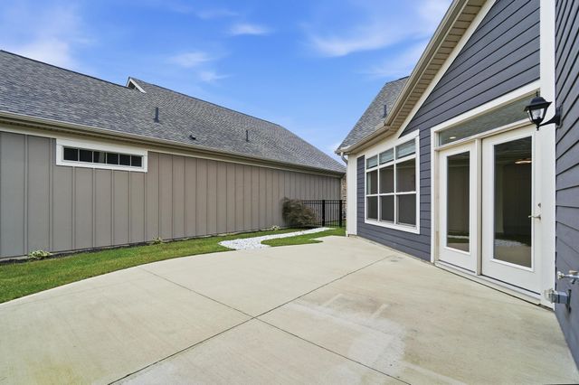 496 Garden Gate Lane, Lewis Center, OH 43035