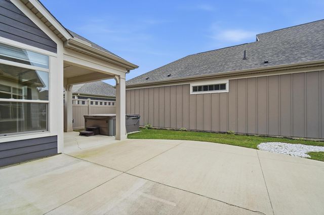 496 Garden Gate Lane, Lewis Center, OH 43035