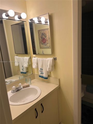 980 Constitution Dr 980F, Homestead, FL 33034
