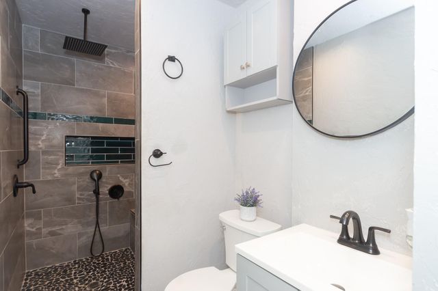 5704 Leggett Lane, Pearland, TX 77584