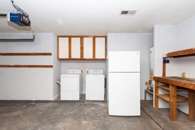 5704 Leggett Lane, Pearland, TX 77584