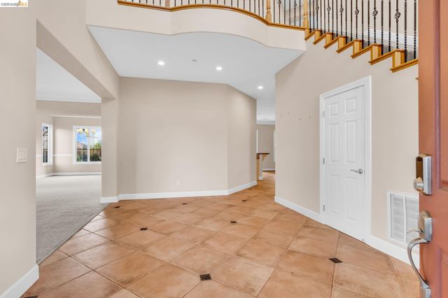 5 Circle E Ranch Pl, San Ramon, CA 94583