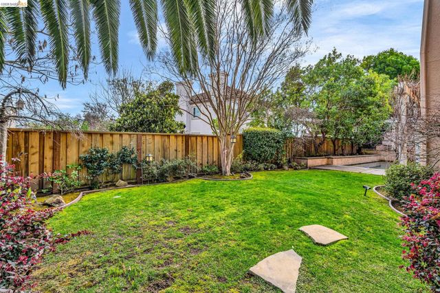 5 Circle E Ranch Pl, San Ramon, CA 94583