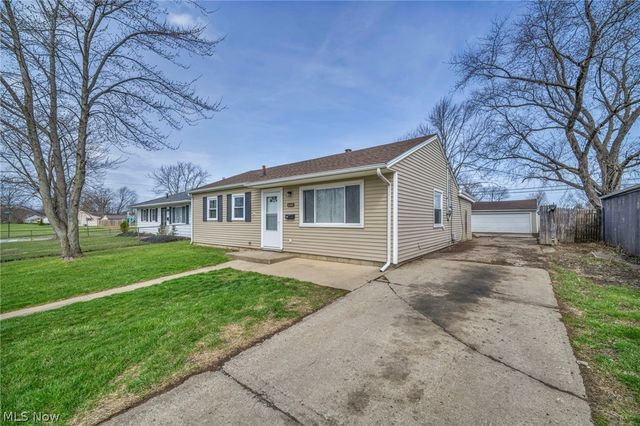 604 Bell Avenue, Elyria, OH 44035