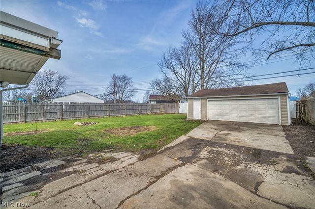 604 Bell Avenue, Elyria, OH 44035