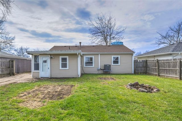 604 Bell Avenue, Elyria, OH 44035