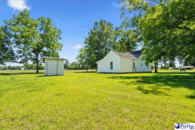 1432 S Friendfield Rd., Scranton, SC 29591